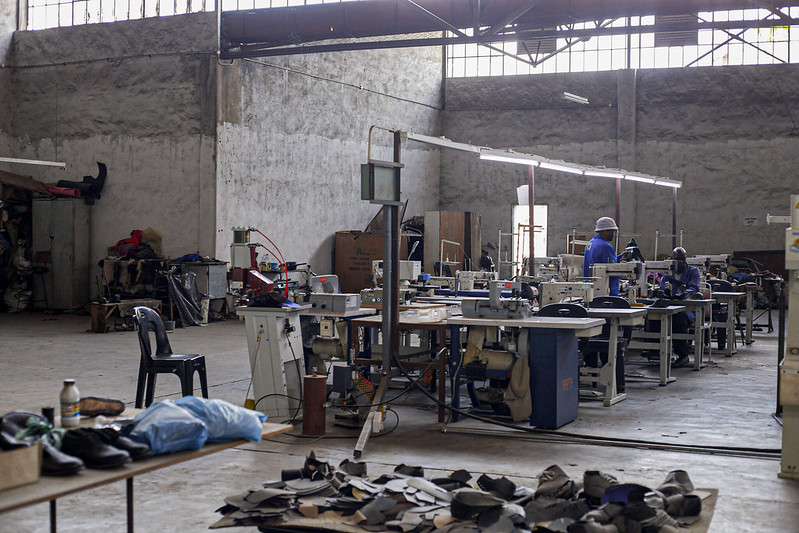 Fungai Zvinondiramba working in his leather factory, Bulawaya, Matabeleland, November 2024. Photo: Shaun Chitsiga/ILO