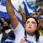 Exiliados nicaragüenses rechazan declaraciones de Laura Fernández: "Legitiman la dictadura de Ortega" Exiliados nicaragüenses en Costa Rica